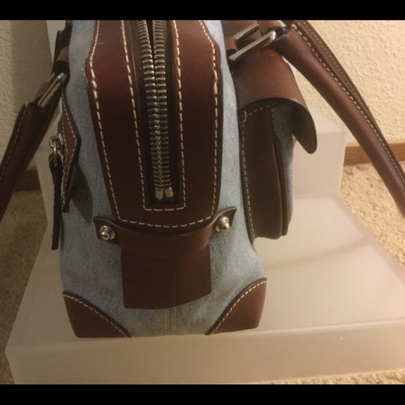 Dooney&Bourke purse and accessories - Picture 5 of 7